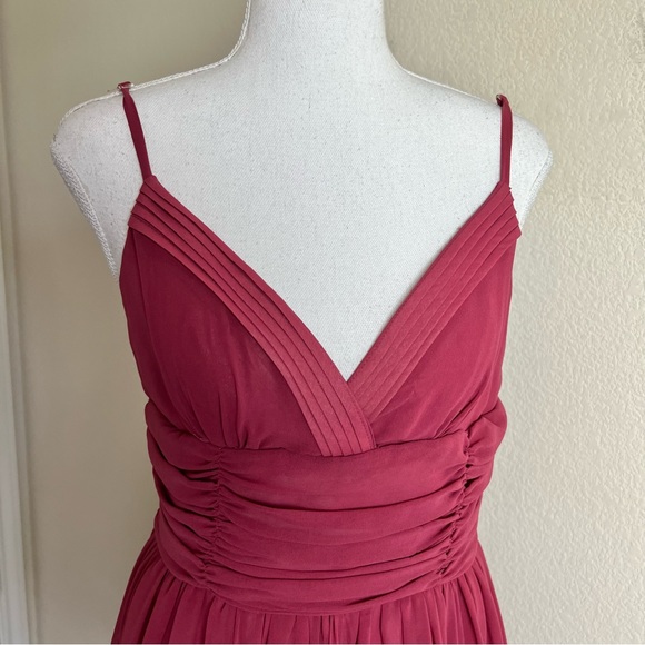 Twelve By Twelve Pink Mauve Ruched Feather Embellished Fit & Flare Chiffon Dress - Picture 10 of 10